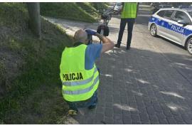 <b> POW. CHOJNICKI. Policjanci poszukują kierowcy granatowego opla zafiry w związku z potrąceniem rowerzysty (AKTUALIZACJA) WSTĘPNE USTALENIA POLICJI</b>