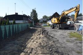 <b> CZERSK. Rozpoczęła się przebudowa ulicy Bocznej w Czersku (ZDJĘCIA) </b>