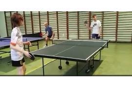 <b>CZERSK. Tenis stołowy – treningi. Wkrótce VI edycja Grand Prix Ziemi Czerskiej (WIDEO)</b>