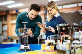 <b>Interesują Cię roboty i najnowsze odkrycia techniki? Poznaj studia inżynierskie, które łączą technologię z nauką!</b>