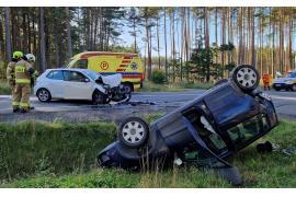 <b>AKTUALIZACJA - wstępne ustalenia policji. GM.CZERSK. Wypadek na DK22. Zderzenie dwóch samochodów. Odcinek Czersk - Gutowiec. Droga jest przejezdna - ruch wahadłowy (FOTO, WIDEO)</b>