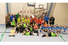 <b>GM. CZERSK. Mikołajkowy Turniej Piłki Nożnej w Łęgu 2025!</b>