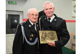 <b>CZERSK. Stanisław Leszczyński zakończył sprawowanie funkcji prezesa OSP w Czersku - pełnił ją przez 30 lat (ZDJĘCIA, WIDEO)</b>