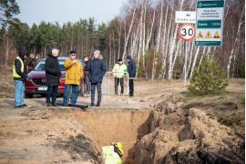 <b>Już w marcu setka mieszkańców gminy Czersk będzie podłączona do sieci wodno-kanalizacyjnej (FOTO)</b>