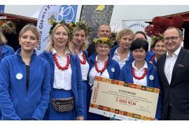 <b>GM. KARSIN. `Babeczki z Dąbrowy` z wyróżnieniem podczas Pomorskiego Święta Plonów </b>