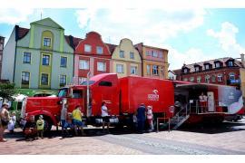 <b>Chojnice trzydziestym miastem <br>na trasie ciężarówki Fundacji Orlen (FOTO)</b>