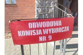 <b>Gm. Czersk - transport na wybory (KOMUNIKAT). POMORSKIE. Nie śpij, bo cię przegłosują. Jak i gdzie głosować w niedzielnych wyborach Prezydenta RP? PKW: Od kiedy cisza wyborcza - komunikat (WIDEO)</b>