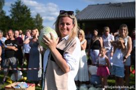 <b> GM. CZERSK. Święto Łęga – Łęskie Kapuśniaki. Zobacz kto najdalej rzucił kapustą. Dla kogo Grand Prix? Teresa Kropidłowska - `matką chrzestną` Łęskich Kapuśniaków  (WYNIKI, ZDJĘCIA, WIDEO) </b>