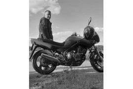 <b>CZERSK. Motocykliści! Po ceremonii pogrzebowej przejedziemy wspólnie w paradzie motocyklowej na cmentarz (KOMUNIKAT)</b>