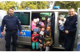 <b>Policjanci z Czerska rozmawiali <br>z dziećmi o bezpieczeństwie</b>