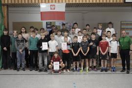 <b>CZARNA WODA. NIEPODLEGŁOŚCIOWY TURNIEJ PIŁKI NOŻNEJ CHŁOPCÓW (ZDJĘCIA)</b>