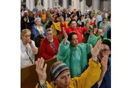 <b>CZERSK. Powitanie pielgrzymki - wierni wrócili z Wiela (ZDJĘCIA, WIDEO)</b>