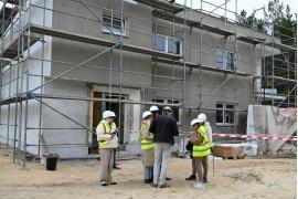 <b>CZERSK. Spotkanie informacyjne i dzień otwarty projektu Społecznej Inicjatywy Mieszkaniowej KZN-Pomorze w Czersku (ZDJĘCIA, WIDEO) </b>