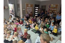 <b>CZERSK. Dzień Edukacji Narodowej w PS nr 2 im. Jana Brzechwy w Czersku. Uroczyste Pasowanie na Przedszkolaka! (ZDJĘCIA)</b>