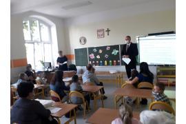 <b>Rozpoczęcie roku szkolnego – SP 2 w Czersku. List dyrektora do rodziców, zasady bezpieczeństwa</b>