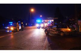 <b>Zderzenie aut na Starogardzkiej <br>w Czersku. Kierowcy przewiezieni <br>do szpitala (ZDJĘCIA)</b>