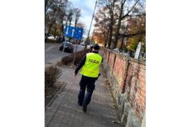 <b> CZERSK. Policjant z Czerska odzyskał skradzione mienie – interwencja po służbie</b>