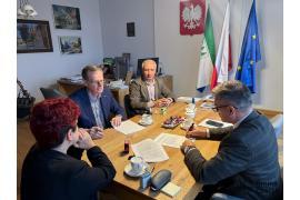 <b>GM. CZERSK. Bezpieczniej, jaśniej, taniej. Ponad 1700 opraw sodowych na nowoczesne i energooszczędne lampy LED</b>