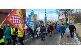 <b> CZERSK. Orszak Trzech Króli przemaszerował ulicami Czerska (FOTO, WIDEO) </b>