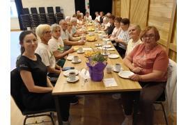 <b> CZERSK. Zakończenie cyklu zajęć ruchowych prowadzonych przez Małgorzatę Nowak dla seniorów z Koła Terenowego PZERiI w Czersku (ZDJĘCIA) </b>