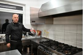 <b>GM. CZERSK. Problemy z kuchnią w świetlicy wiejskiej w Klaskawie. Sołtys apeluje o doposażenie i poprawę instalacji</b>