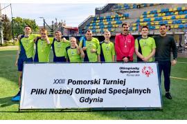 <b>Czerskie Lwy ze srebrem na Pomorskim Turnieju Piłki Nożnej Olimpiad Specjalnych w Gdyni (ZDJĘCIA)</b>