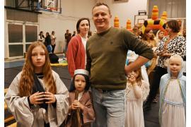 <b>CZERSK. V BAL WSZYSTKICH ŚWIĘTYCH 2025 – SPORO ATRAKCJI DLA UCZESTNIKÓW (ZDJĘCIA, WIDEO)</b>