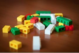 <b> Jak zbudować serce z LEGO? Poradnik </b>