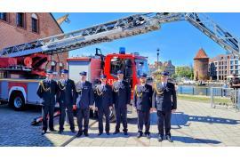 <b>Wojewódzkie Obchody Dnia Strażaka - awanse, odznaczenia oraz wyróżnienia dla strażaków z KP PSP Chojnice (FOTO)</b>