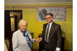 <b>GM.CZERSK. 101 pięknych lat pani Heleny!</b>