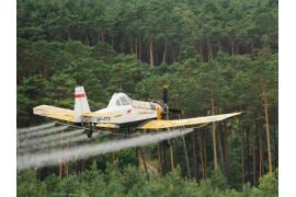 <b> POW. STAROGARDZKI Zabieg agrolotniczy w Nadleśnictwie Kaliska - KOMUNIKAT </b>