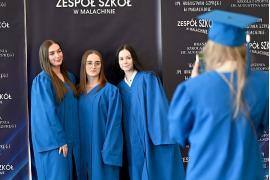 <b>GM. CZERSK. Uroczystość zakończenia edukacji w Technikum im. Augustyna Szpręgi w Malachinie z udziałem znamienitych gości (ZDJĘCIA)</b>