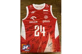 <b>CZERSK. Aktualne licytacje – Sztab WOŚP w Czersku. Koszulka Reprezentacji Polski z autografami,  obrazy, voucher na wykonanie muralu – pojawią się jeszcze inne przedmioty (ZDJĘCIA)</b>