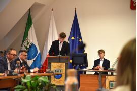<b>CZERSK. Posiedzenie Młodzieżowej Rady Miejskiej w Czersku - pełne inspiracji i energii (ZDJĘCIA)</b>