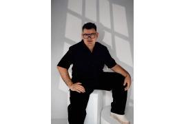 <b>Nowy utwór i TELEDYSK Wojtka Metlickiego, wokalisty pochodzącego z Legbąda (WIDEO)</b>