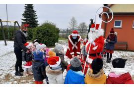 <b>Słodkie niespodzianki od Świętego Mikołaja dla przedszkolaków w gm. Czersk (GALERIA ZDJĘĆ)</b>