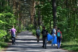 <b>GM. CZARNA WODA. ŚMIECIOM W LESIE MÓWIMY STANOWCZO NIE! CZ.3 (ZDJĘCIA)</b>