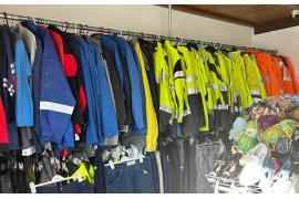 <b> Sklep KupCiuszek oferuje używaną odzież roboczą (OFERTA, ZDJĘCIA) </b>