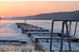 <b>GM. CZERSK. Gruntowna naprawa pomostów przy kąpielisku w Ostrowitem</b>