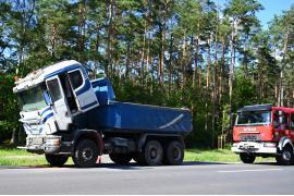 <b>GM.CZERSK. Pożar pojazu ciężarowego na trasie Czersk - Gutowiec (ZDJĘCIA)</b>