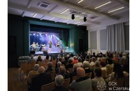 <b> GM. CZERSK. Koncert z okazji Dnia Kobiet w Domu Kultury w Rytlu (ZDJĘCIA) </b>