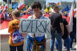 <b>Mieszkańcy powiatu chojnickiego na marszu w Warszawie. `Pozdrawiano nas, były brawa, ludzie skandowali hasła, m.in. że nie oddamy naszych lasów` (ZDJĘCIA)</b>