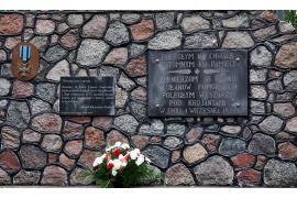 <b>Pomnik pod Krojantami odnowiony na rocznicę września 1939</b>