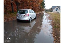 <b>Fatalny stan drogi – odcinek ul. Gajowej w Złotowie k/Czerska (ZDJĘCIA)</b>