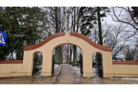 <b>CZERSK. Bez konduktów żałobnych - czasowe zmiany w organizacji pogrzebów</b>