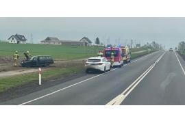 <b>Skoda wypadła z DK22. Mieszkaniec gminy Czersk trafił do szpitala </b>