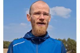 <b>GM. CZERSK. Trwa impreza biegowa X Maraton Gocki. Półmaraton i bieg na 10 km. Bartosz Paradowski z miejscowości Struga w gm. Czersk podwójnym zwycięzcą. GRATULACJE! (WIDEO, ZDJĘCIA)</b>