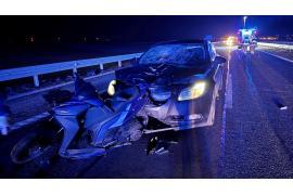 <b>Aktualizacja - wstępne ustalenia policji. Uwaga kierowcy! Zablokowana obwodnica Chojnic. Na DK22 lądował helikopter LPR (ZDJĘCIA)</b>