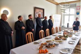 <b>GM. CZERSK. Przedświąteczne spotkanie opłatkowe w urzędzie miejskim - duszpasterzy z terenu naszej gminy</b>