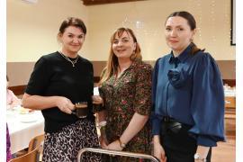 <b>GM. CZERSK. Świętowano Dzień Kobiet w Malachinie. Życzenia od pani Sołtys Ewa Ziemann, kwiatki rozdawali panowie (ZDJĘCIA, WIDEO)</b>